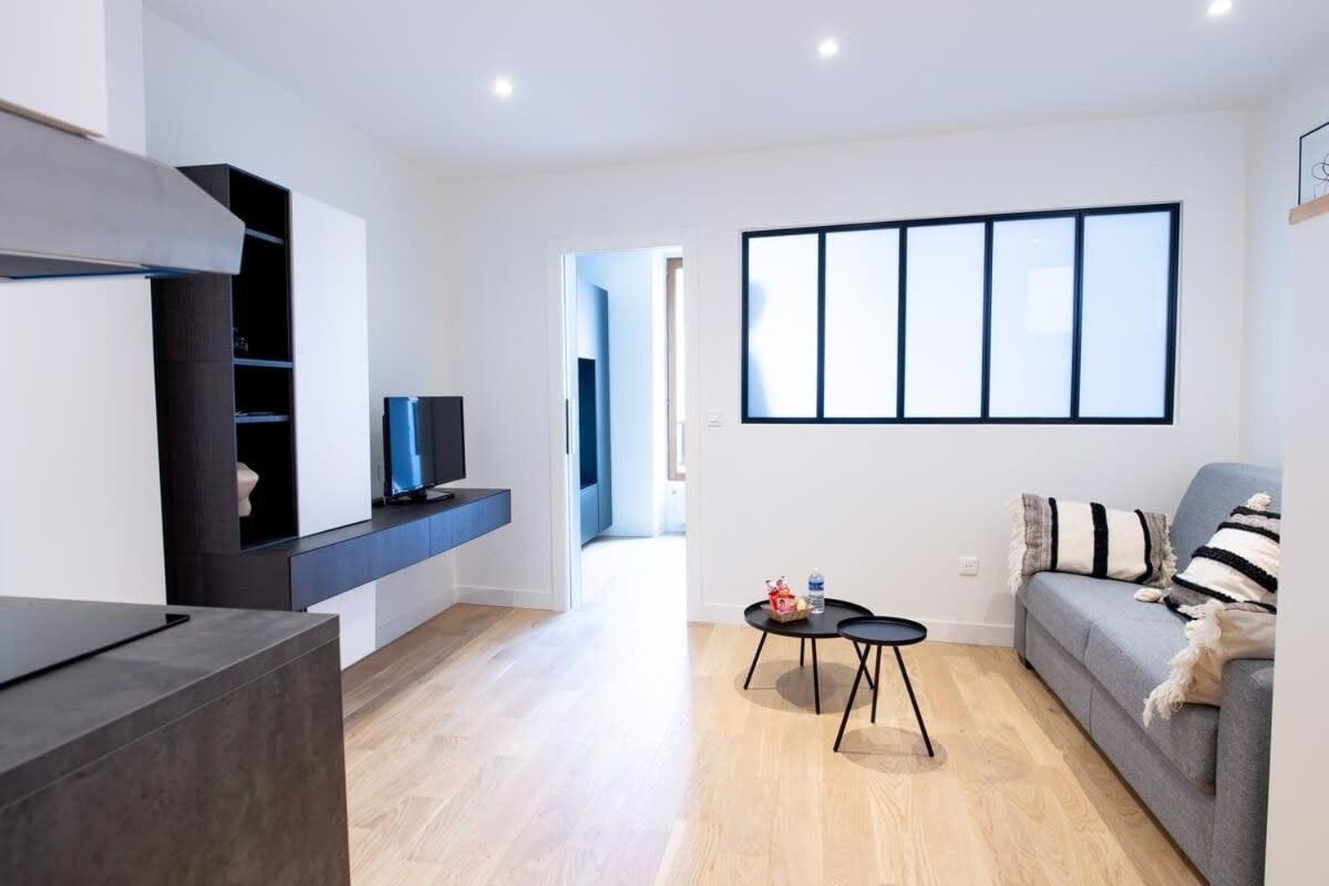 Appart'Hotel Prada Chic & Quality Фонтенбло Екстериор снимка